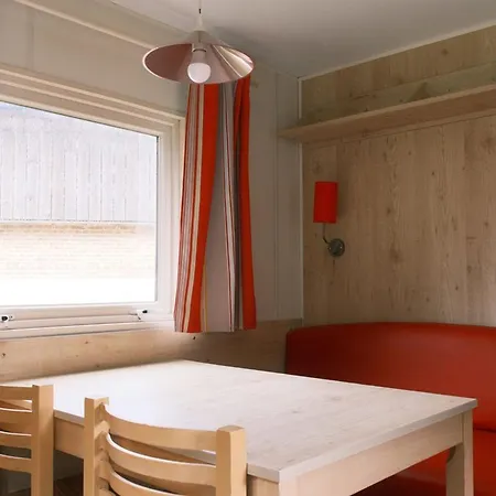 Roulotte Avec Terrasse - Insolite 2 Pers - Api-1-52-1730 Beauchamps (Somme)